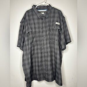 Magellan Outdoors Men's Short-Sleeve Dark Gray Plaid Button-Down Shirt